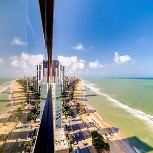 https://golden-tulip-recife-boa-viagem.portodegalinhashotels.com