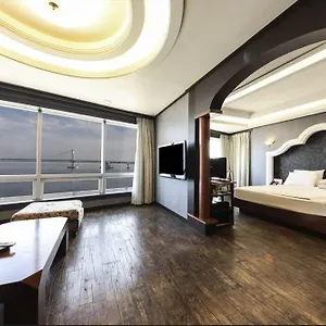** Hotel Bridge South Korea
